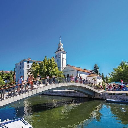 Stunning Apartment In Crikvenica With Wifi Kültér fotó