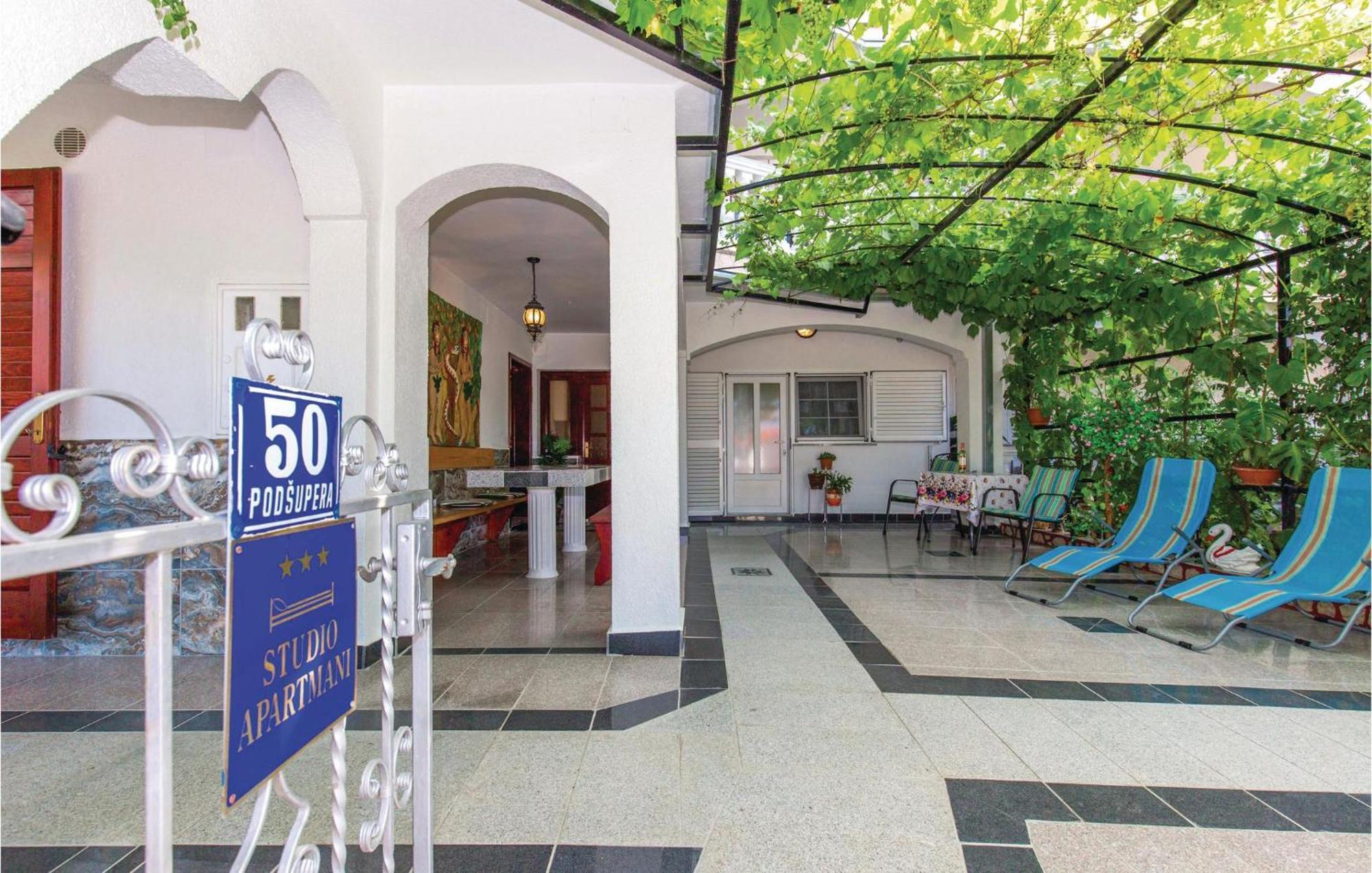 Stunning Apartment In Crikvenica With Wifi Kültér fotó