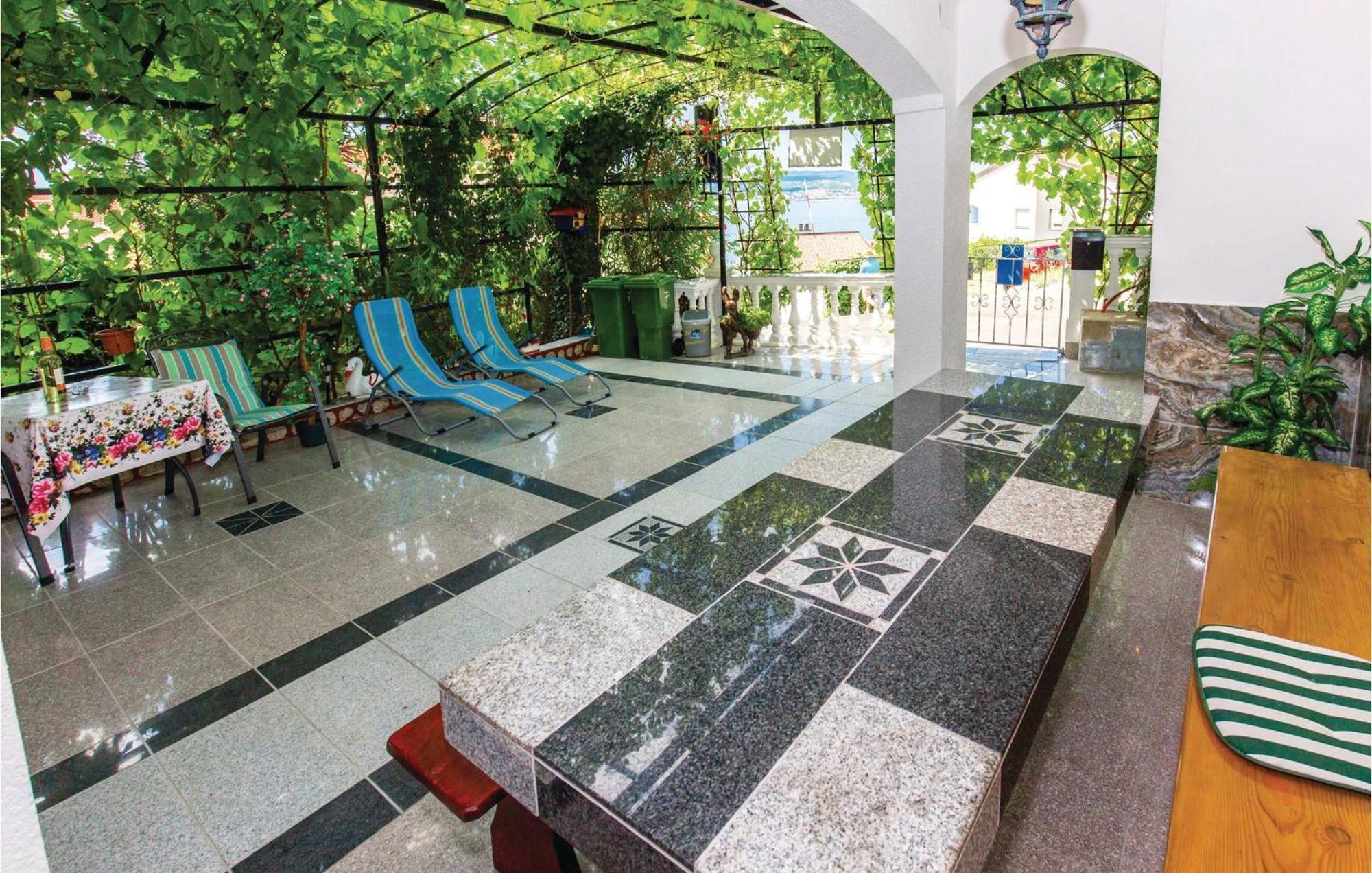 Stunning Apartment In Crikvenica With Wifi Kültér fotó